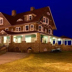 Meet your Posher, Robin